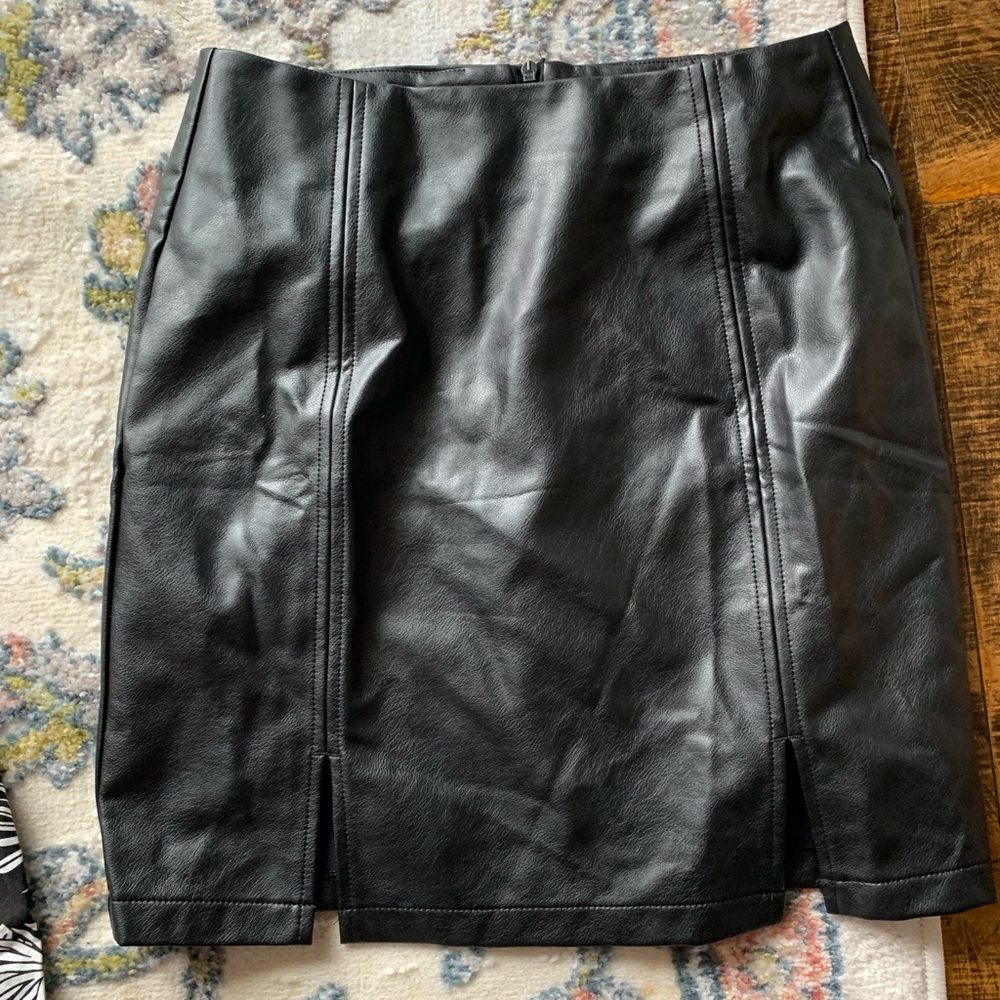 Women’s Clothing Lot - Size Small - Picture 12 of 16